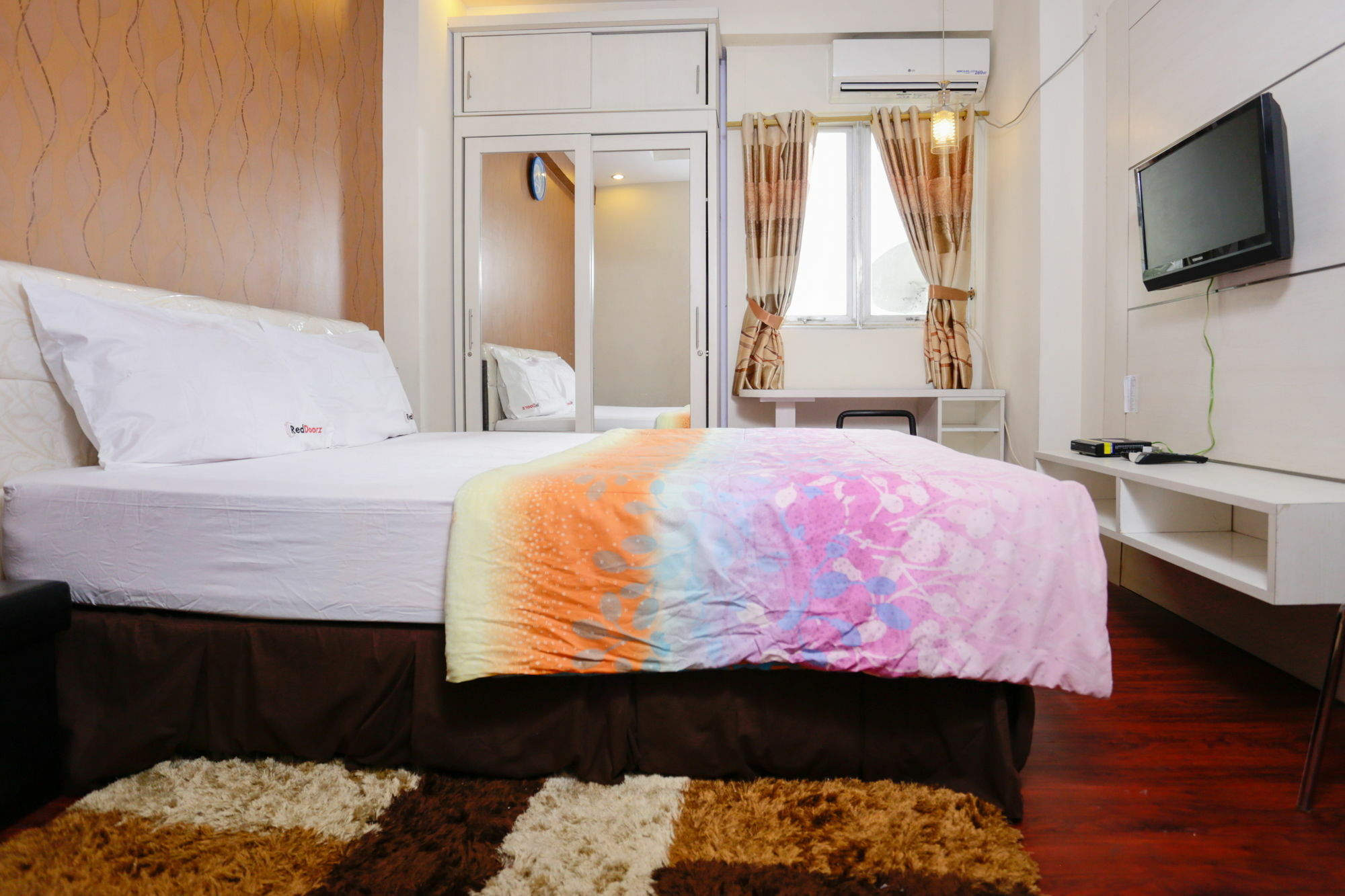Redliving Apartemen The Suites Metro - Mary Tower E Bandung Ngoại thất bức ảnh
